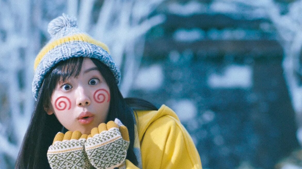 芦田愛菜、雪玉をひょいとかわす姿がキュート！　バカボン一家が雪合戦　ワイモバイル新CM「雪合戦」編