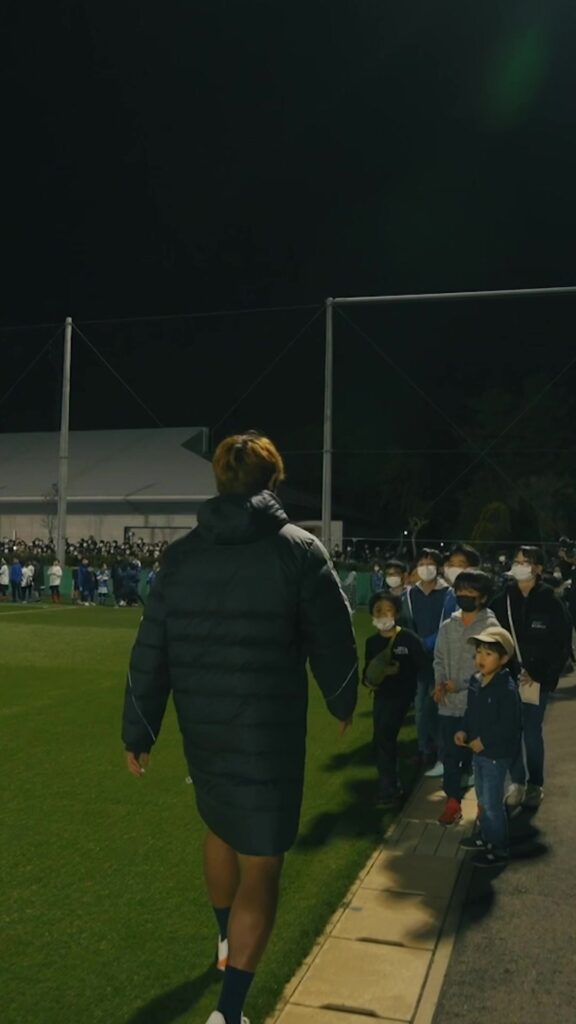 みんなのウルグアイ戦の得点予想を教えてー！ #サッカー日本代表 #スポーツ #守田英正  ♬ オリジナル楽曲 - サッカー日本代表/JFA - サッカー日本代...