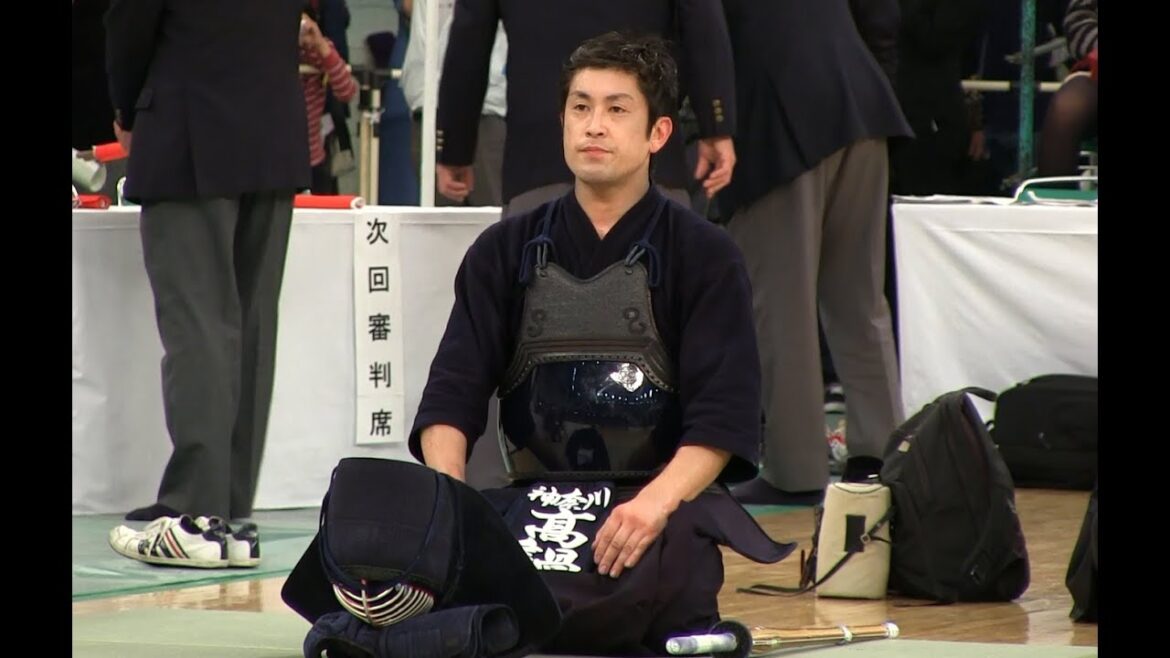 全日本剣道選手権 (準決) 高鍋進 × 木和田大起 2012-1103