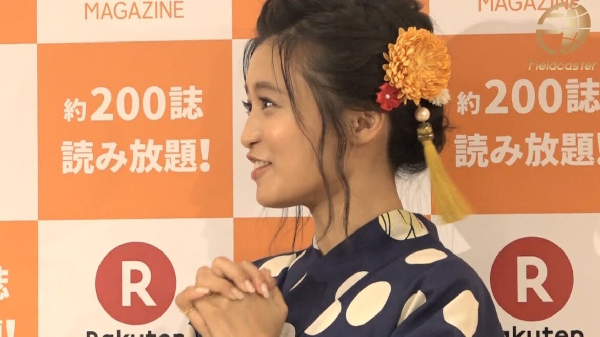 こじるりの丁寧で実直な性格がわかる！定額制電子書籍読み放題の新サービス「楽天マガジン」記者会見 小島瑠璃子