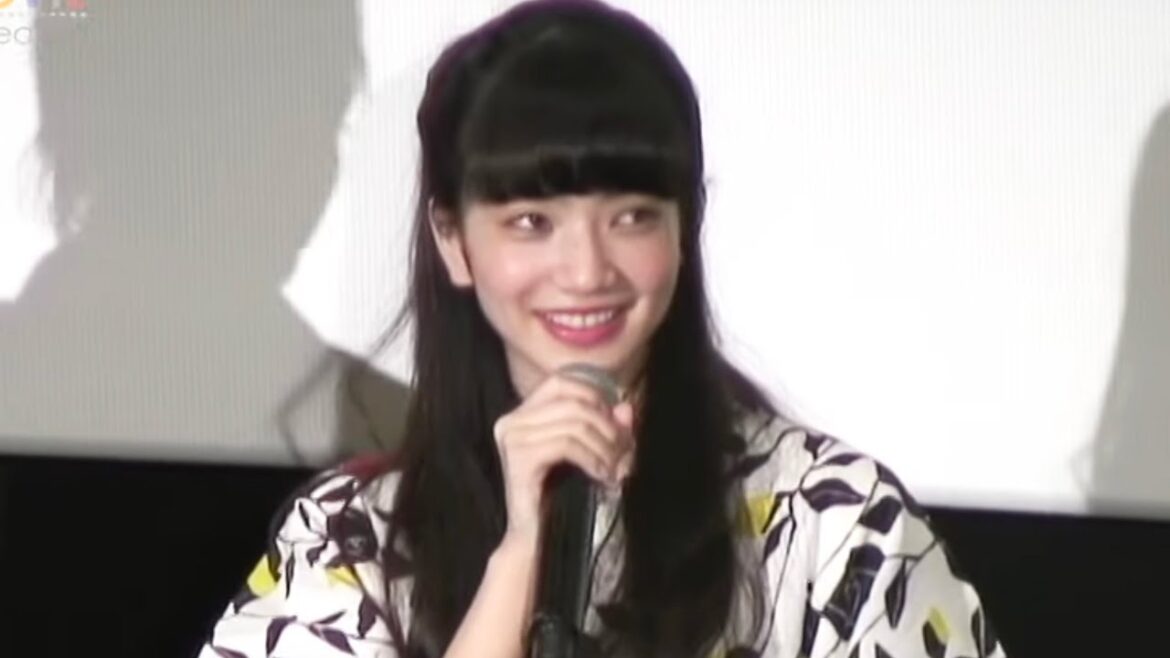 小松菜奈、浴衣の思い出はルンルン気分で行った夏祭りのどしゃ降りの雨／映画『渇き。』若者たちの"浴衣 de 舞台挨拶"