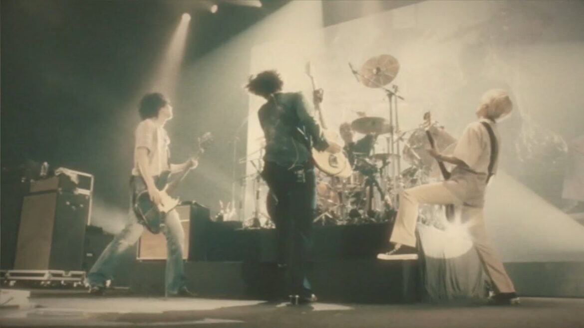 [Alexandros] - Baby's Alright (Live)