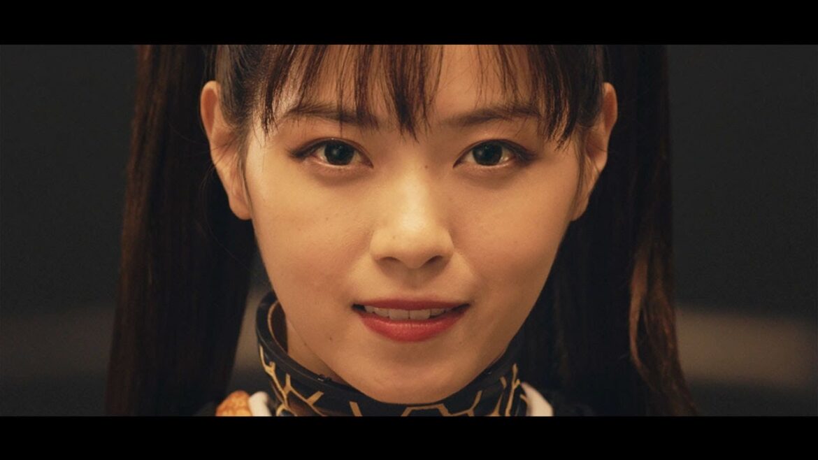 「シン・仮面ライダー」浜辺美波×西野七瀬！「緑川ルリ子×ハチオーグ／ヒロミ編」　キャラクター映像第3弾