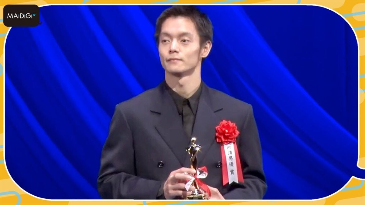 窪田正孝、「ある男」で助演男優賞　「俳優やっていて楽しい？大変？」の質問に…　「第32回日本映画批評家大賞」授賞式