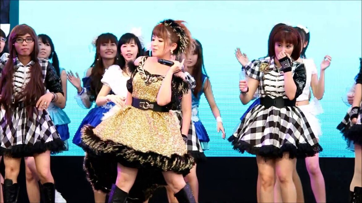 【元モーニング娘。矢口真里】タイ・バンコクでLOVEマシーンを歌う！JAPAN EXPO THAILAND 2016