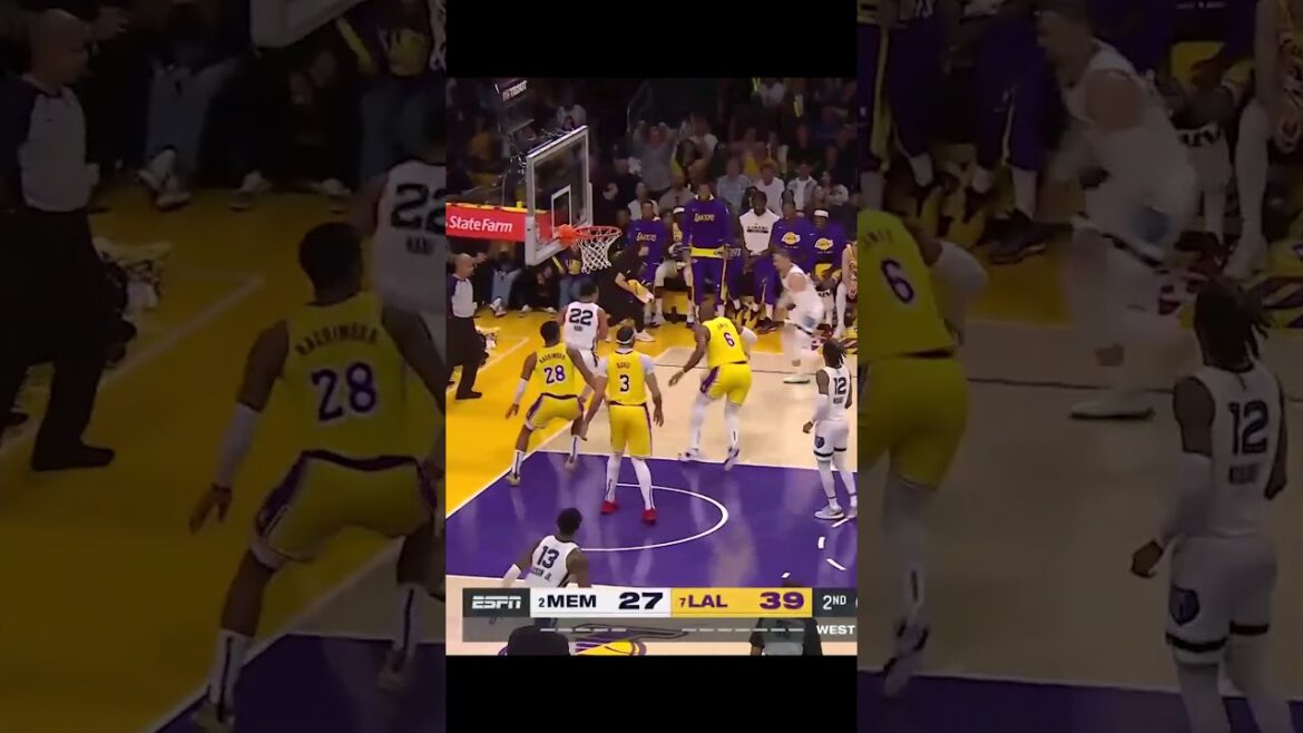 八村塁のハエ叩きブロック炸裂！【NBA Rakuten】#shorts