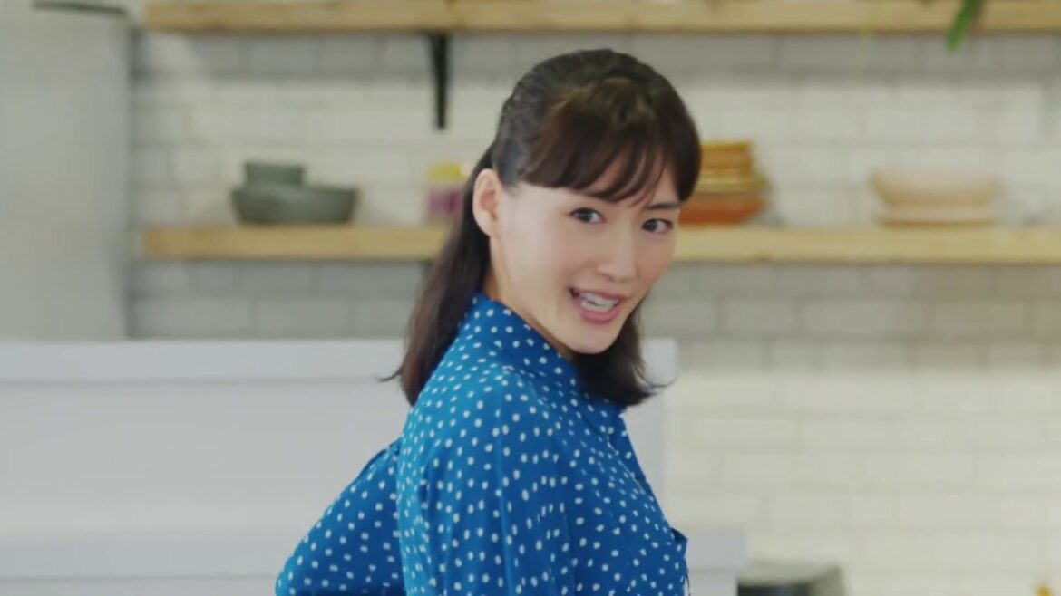 人気CM|再生率100万回超・綾瀬はるか ・出演 パナソニック