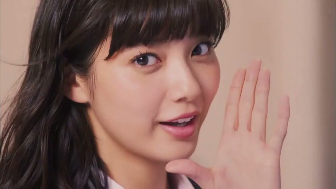 洋服の青山 新川優愛さん スーツ、はじめまして。篇