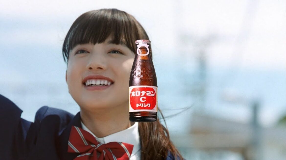 清原果耶  大塚製薬 オロナミンC 「シュポン！ハツラツ女子 旅立ち」篇 TVCM