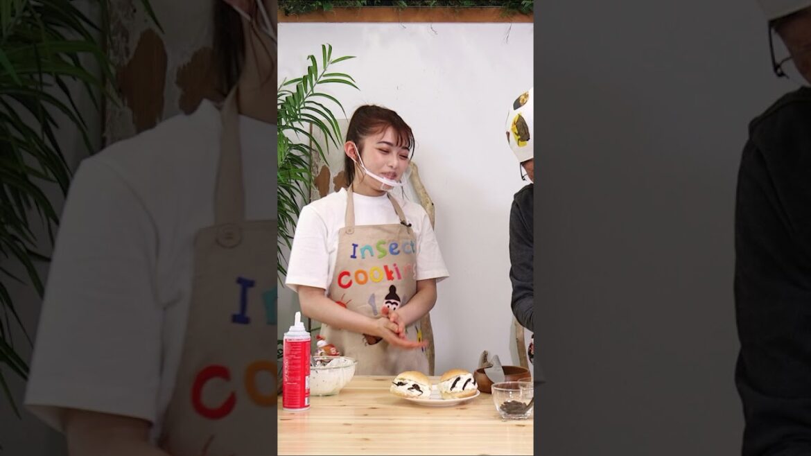 マリトッツォは見た目が大事だよね～｜井上咲楽｜昆虫食｜#Shorts