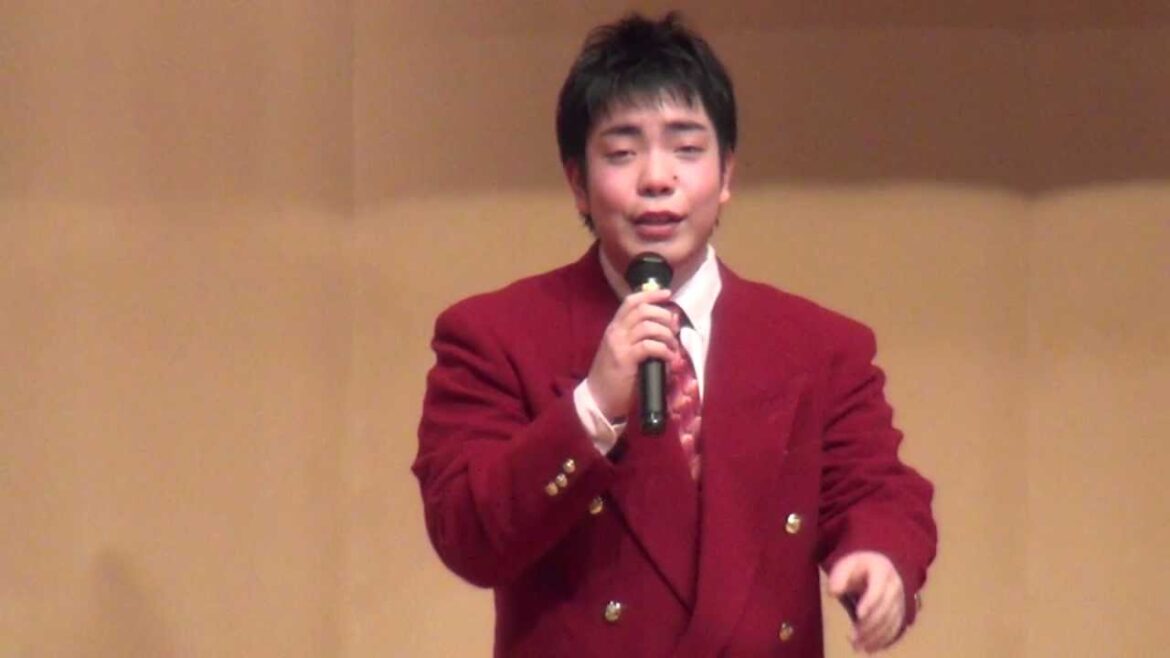 「宗右衛門町ブルース」を歌う演歌大好き高校生　徳永優樹君