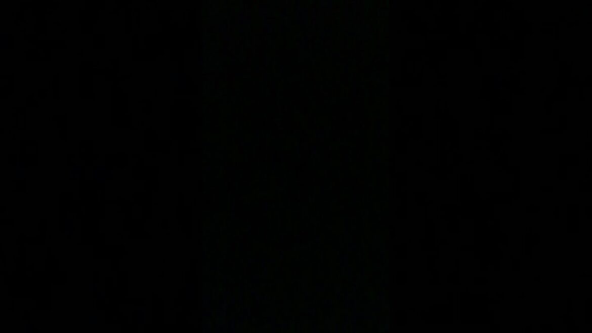 Ｖ候補・佐藤早也伽にアクシデント　集団で足もつれ転倒　両膝に血滲ませ走るも１８キロで途中棄権し号泣　大阪国際女子マラソン