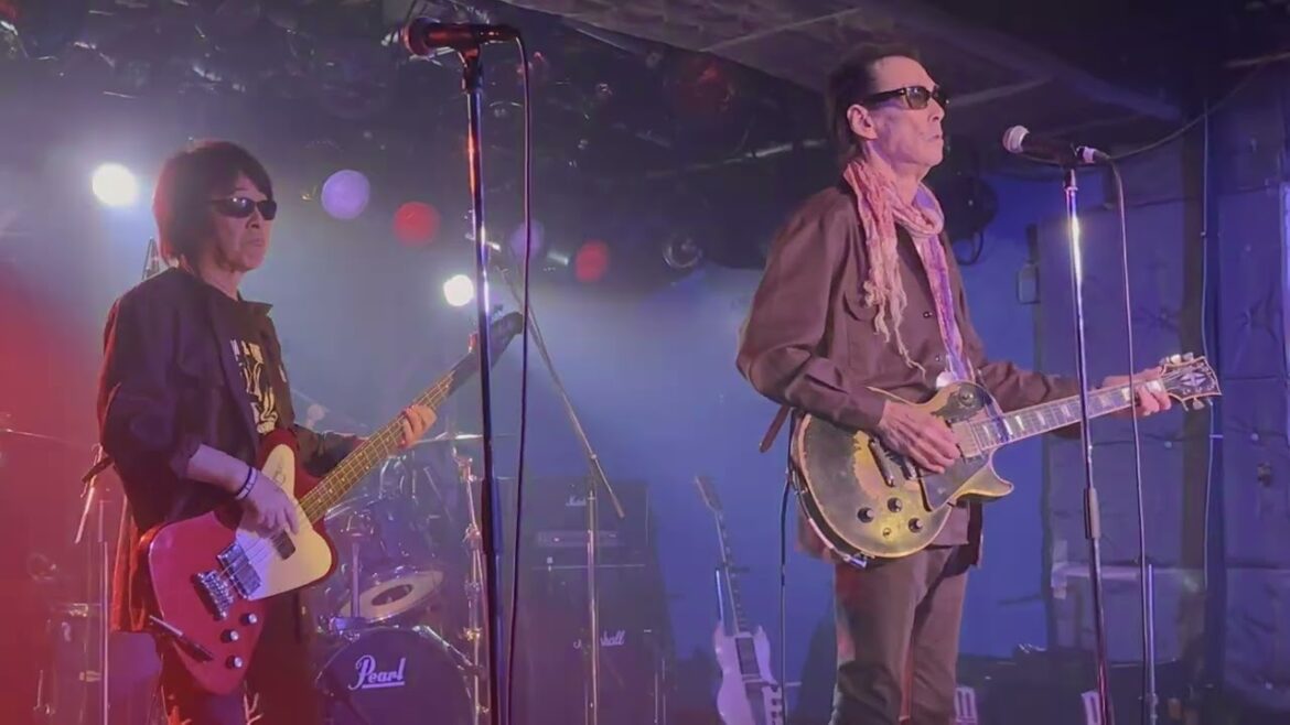 SHEENA & THE ROKKETS – ホラ吹きイナズマ / ビールスカプセル / クレイジー・クール・キャット – Shinjuku Loft, Tokyo, Japan 2022-11-23 SHEENA & THE ROKKETS - ホラ吹きイナズマ / ビールスカプセル / クレイジー・クール・キャット - Shinjuku Loft, Tokyo, Japan 2022-11-23