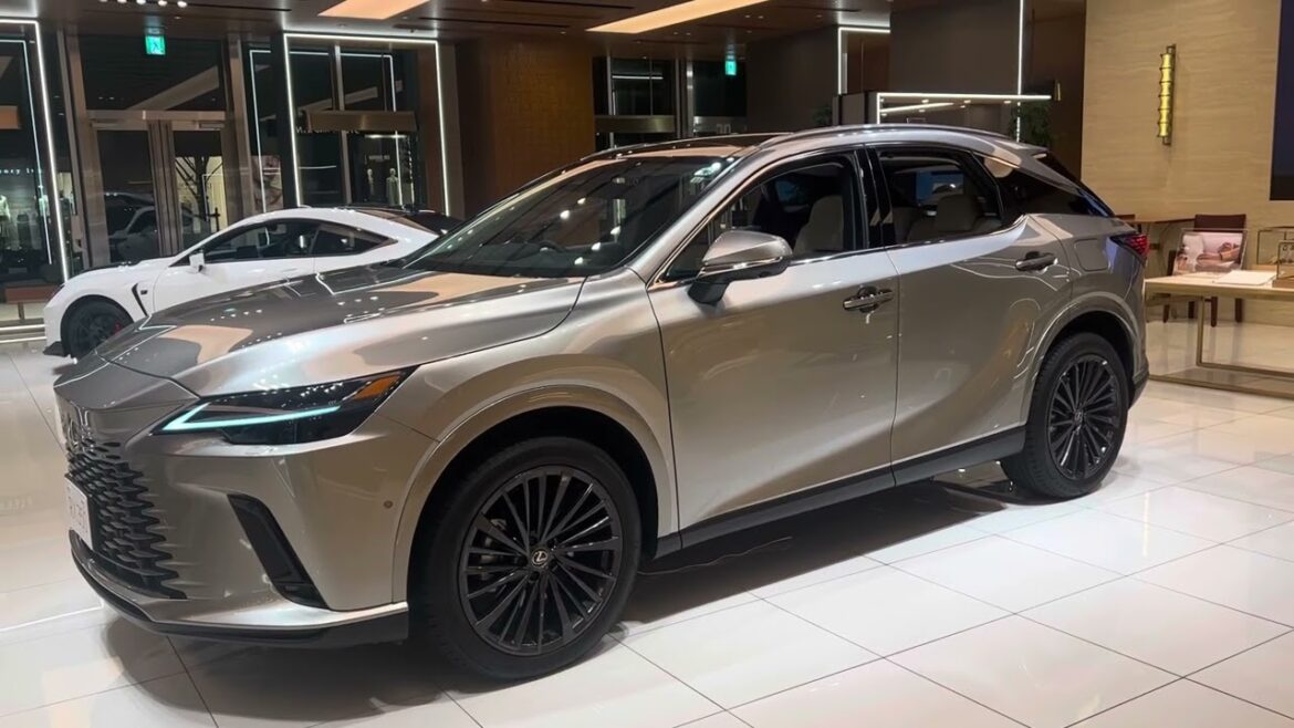 【悲報】新型レクサスRXが売れまくっていて、全然購入出来ないです！！
