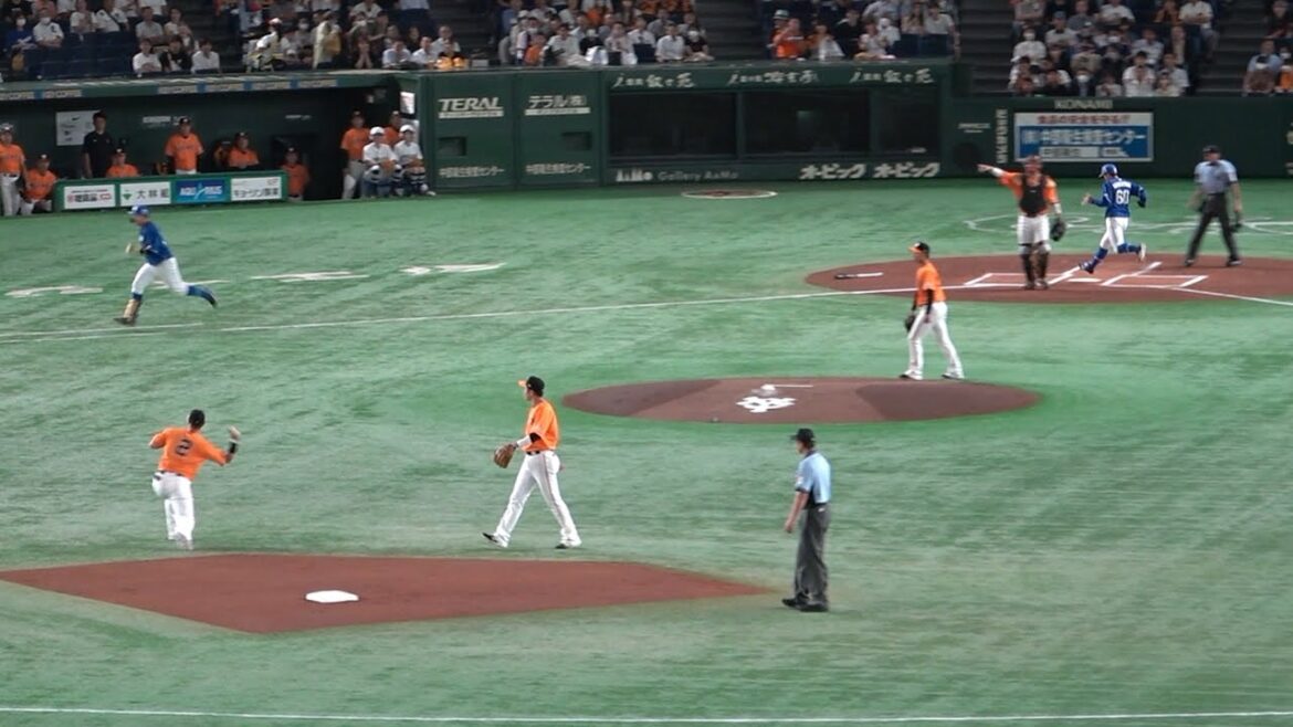 1死3塁から宇佐見の内野ゴロで先制点！吉川尚輝にヒットを阻まれる… (2023/07/28)