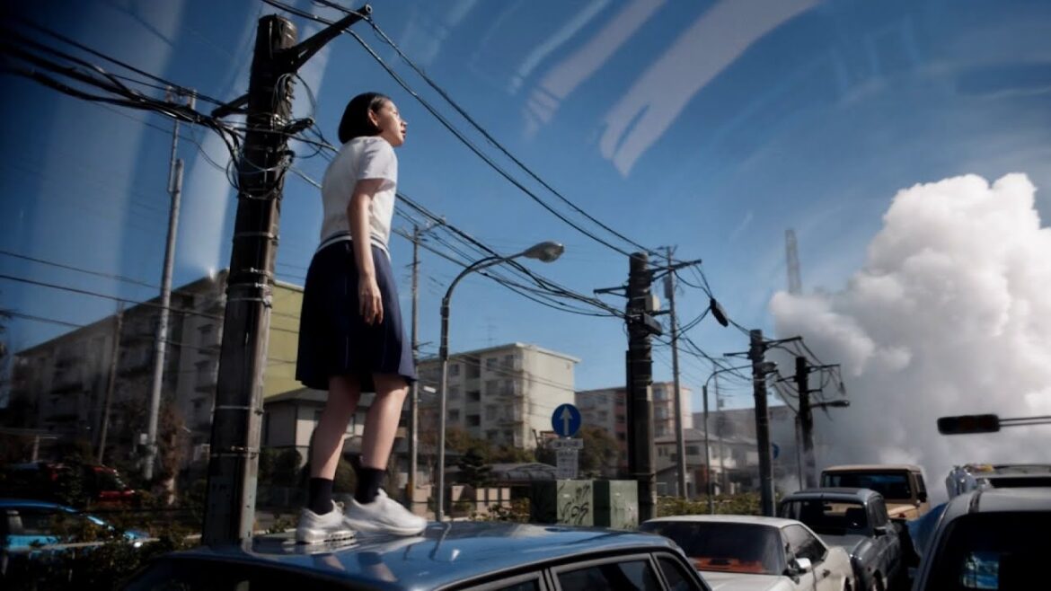 Otsuka 大塚製薬 POCARI SWEAT CM 「羽はいらない」篇 60秒
