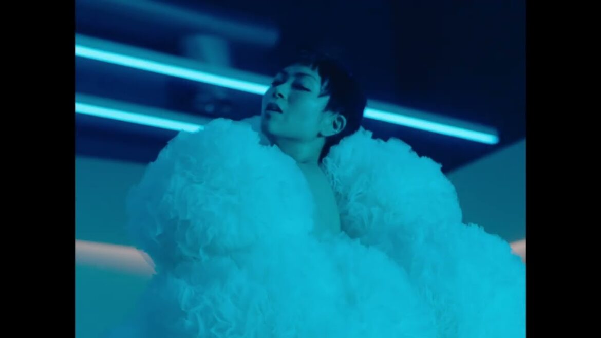 宇多田ヒカル「Gold ~また逢う日まで~」SPOT 宇多田ヒカル「Gold ~また逢う日まで~」SPOT