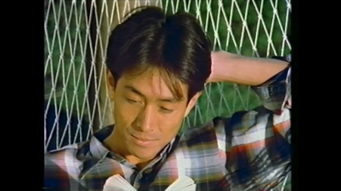 グリコ　キスミント リゾート　吉田栄作　懐かCM　1992年3月　Glico Kiss Mint Gum RESORT