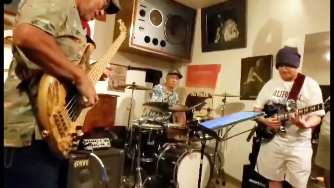 Blue Bossa   杉本篤彦+藤井邦彦+鈴木泰徳
