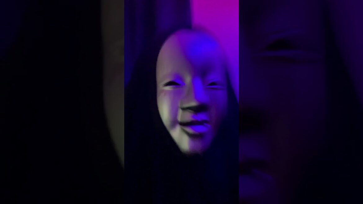 アヴチャンノマネシテミタ #shots #心霊現象 #女王蜂