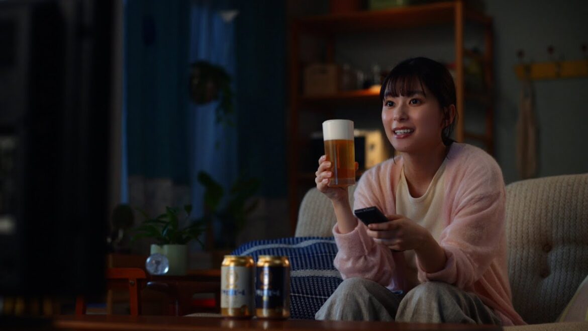 「キャストのみなさん、おつかれ生です。」篇 15秒 芳根京子