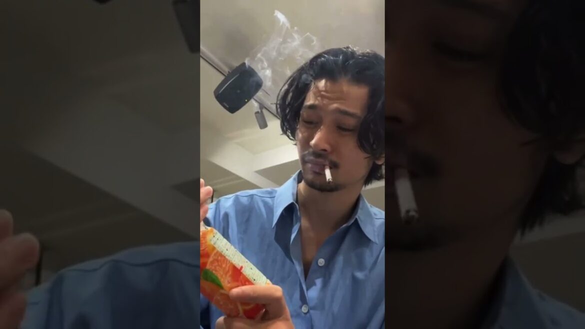 常田大希 オレンジジュースをシャカシャカ