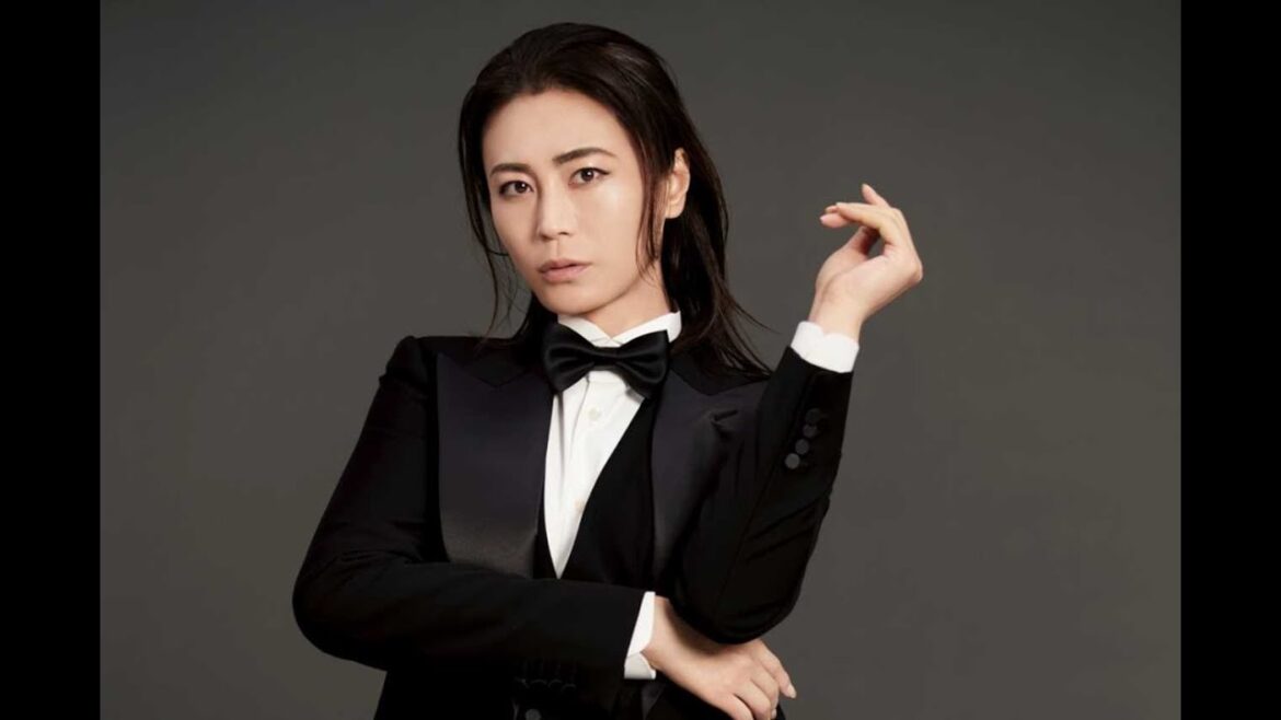 新着- 氷川きよし、本人セレクトによるカバー集のビジュアル公開
