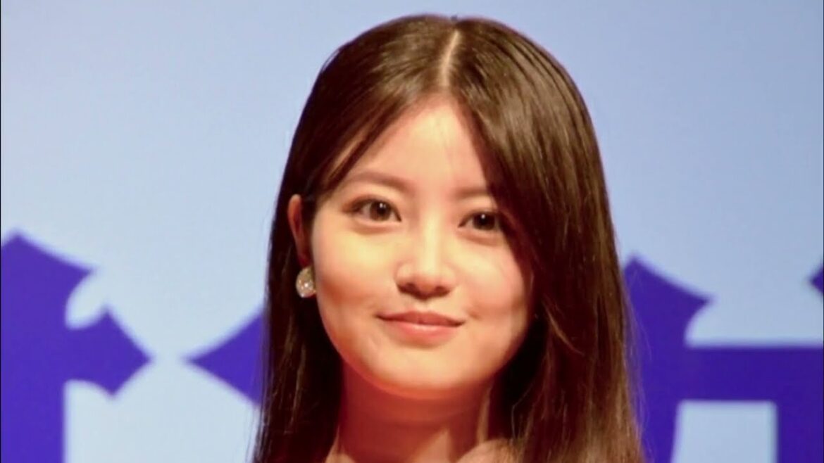 「水玉キリカ様」今田美桜”美背中”チラリの大胆ワンピ姿　公式SNSに反響「スタイル美しすぎる」