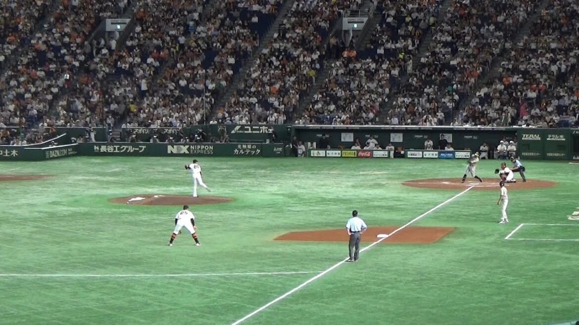 【戸郷KO】阪神タイガース・佐藤輝明の２点タイムリー２ベースヒット～六甲おろし＠東京ドーム