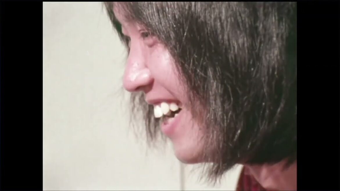 吉田拓郎・かぐや姫 コンサート in つま恋 1975年/会場:ヤマハリゾートつま恋多目的広場 /吉田拓郎、山本コウタローとウィークエンド、かぐや姫、南こうせつ、伊勢正三、山田パンダ、風 吉田拓郎・かぐや姫 コンサート in つま恋 1975年/会場:ヤマハリゾートつま恋多目的広場 /吉田拓郎、山本コウタローとウィークエンド、かぐや姫、南こうせつ、伊勢正三、山田パンダ、風