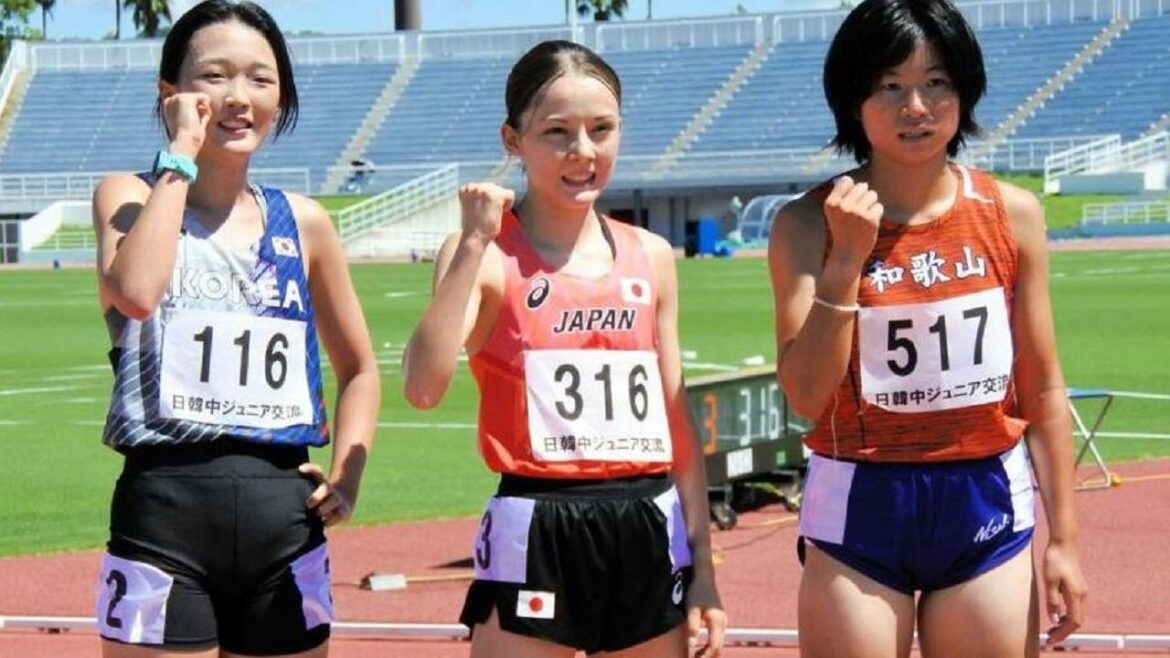 ドルーリー朱瑛里、1500m決勝１位、4分22秒31　日本代表として出場