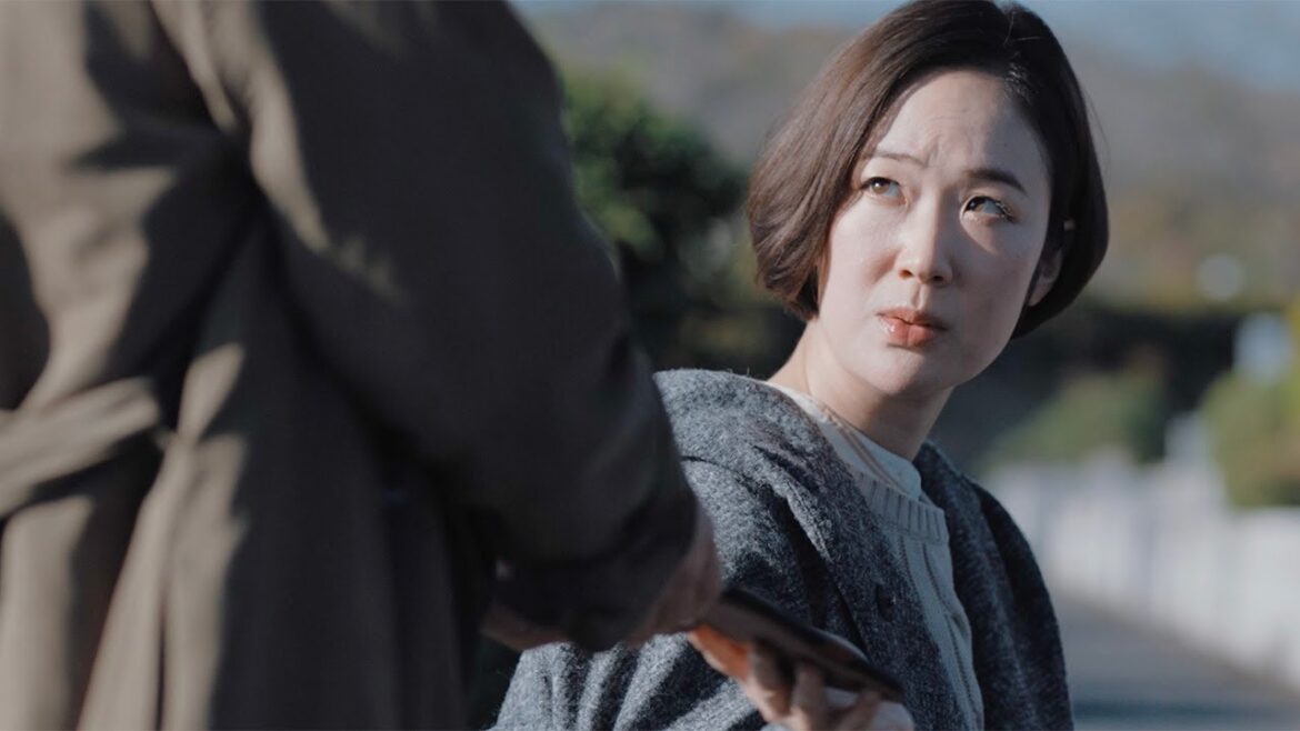 門脇麦&黒木華&古舘寛治、気まずい空気流れる… 浮気を疑う夫からの電話に困惑 映画「ほつれる」本編映像 門脇麦&黒木華&古舘寛治、気まずい空気流れる… 浮気を疑う夫からの電話に困惑 映画「ほつれる」本編映像