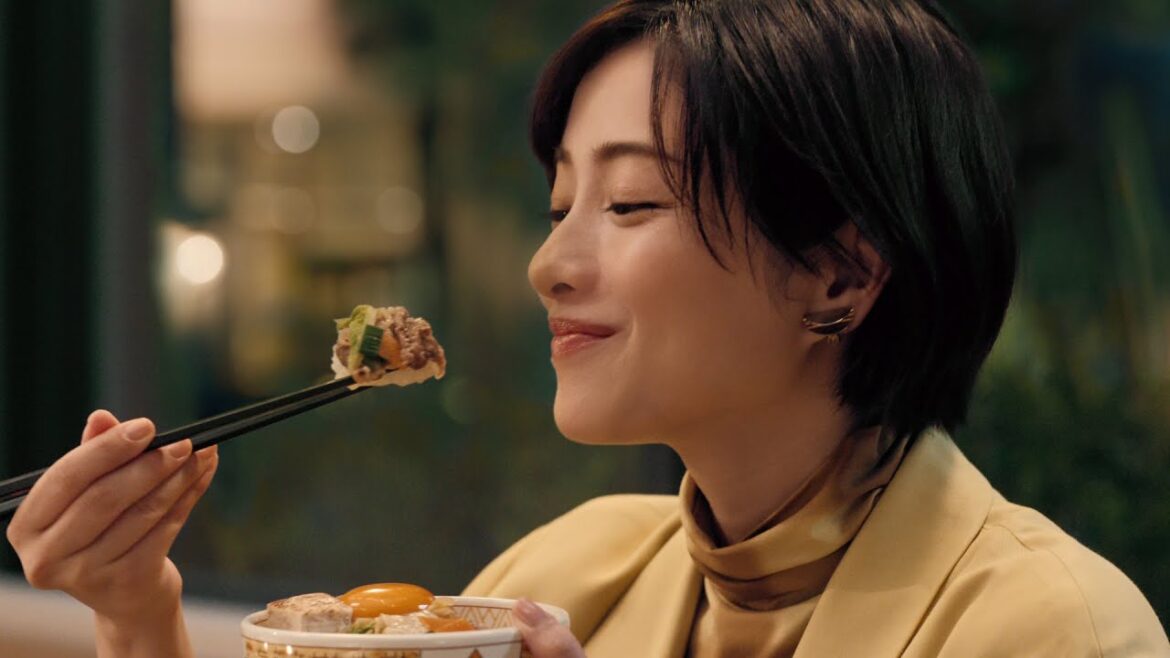 月見すきやき牛丼「月を見たら」篇  30秒