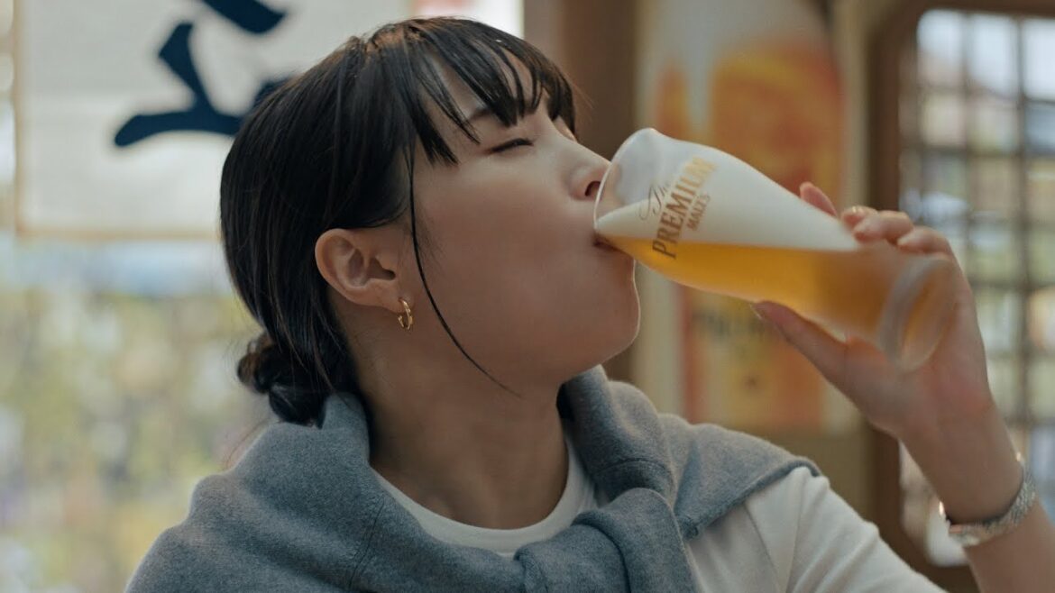 ザ・プレミアム・モルツ 『週末のごほうび・秋』 15秒 広瀬すず サントリー CM