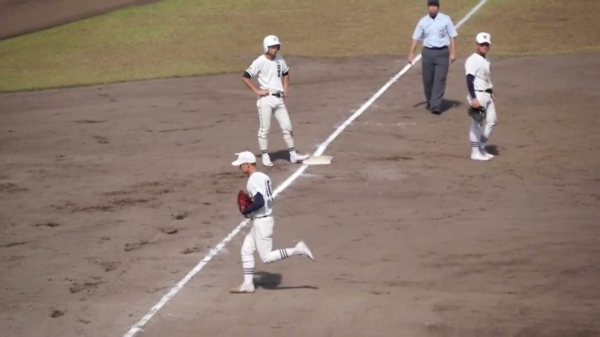 2023秋　二松学舎　対　日大三高　　8回表二松学舎一挙６点の猛攻
