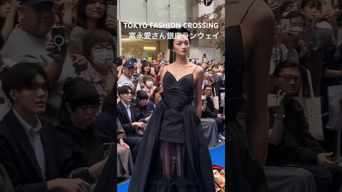 TOKYO FASHION CROSSING 富永愛さん銀座ランウェイ① #shorts