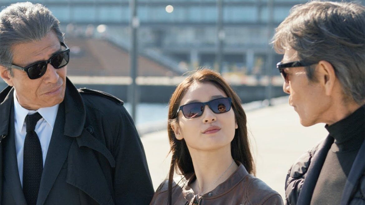 土屋太鳳、映画「帰ってきたあぶない刑事」でヒロイン役　タカ＆ユージどちらかの娘!?【特報映像】