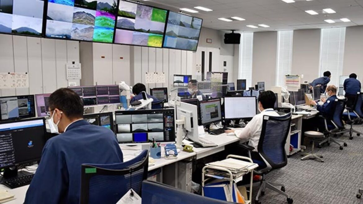 気象庁、新庁舎に移転後、現業室を初公開