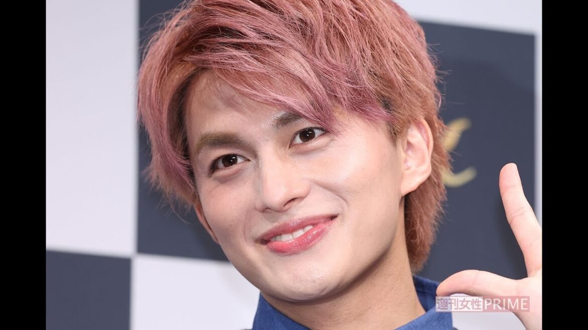《万引きで契約解除》元ボイメン小林豊が独占告白「今後はパティシエ」、母が明かした“事務所とのトラブル”