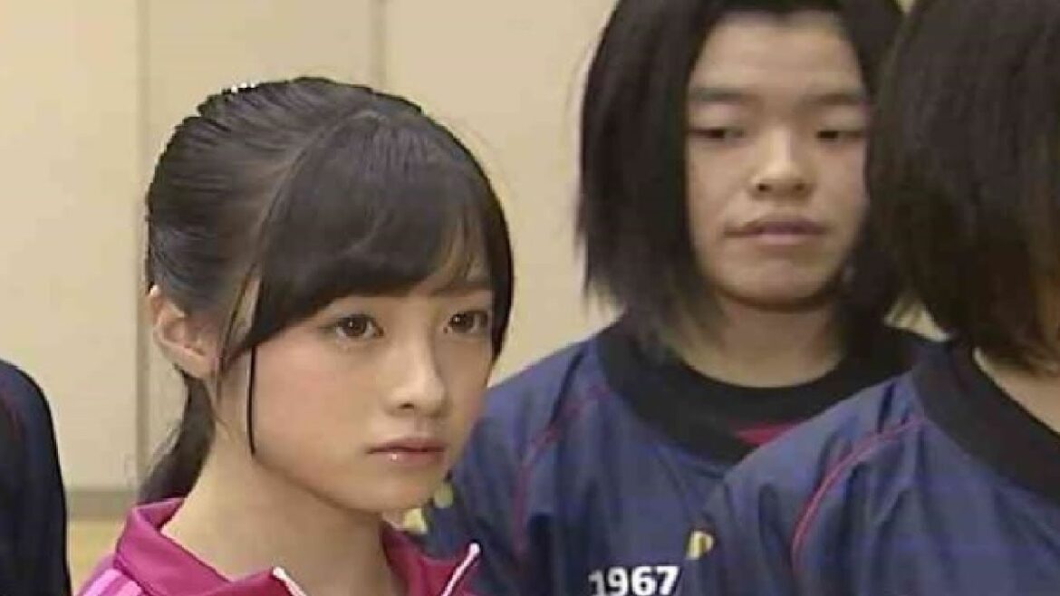 【衝撃】美人がブスに世の中の厳しさ教えてる画像www