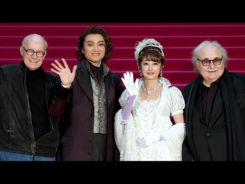 井上芳雄、花總まりと「濃いラブストーリー」 ミュージカル「ベートーヴェン」で共演、「終わるまでには“花ちゃん”と呼べるんじゃないかな」(会見/ミヒャエル・クンツェ シルヴェスター・リーヴァイ) 井上芳雄、花總まりと「濃いラブストーリー」 ミュージカル「ベートーヴェン」で共演、「終わるまでには“花ちゃん”と呼べるんじゃないかな」(会見/ミヒャエル・クンツェ シルヴェスター・リーヴァイ)