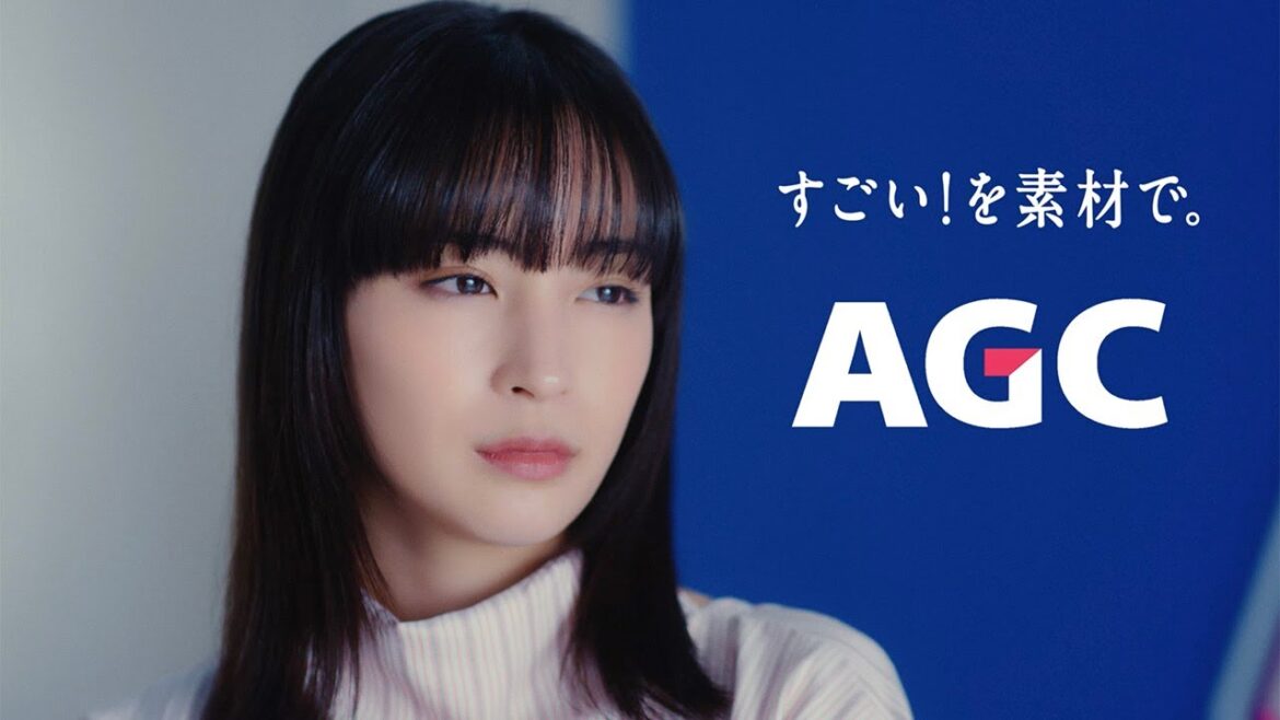 広瀬すず、突然のクイズ出題にびっくり！　“まさかの答え”に冷めた目も!?　AGC新CM「突撃！クイズAGC／塗料用高機能樹脂篇」