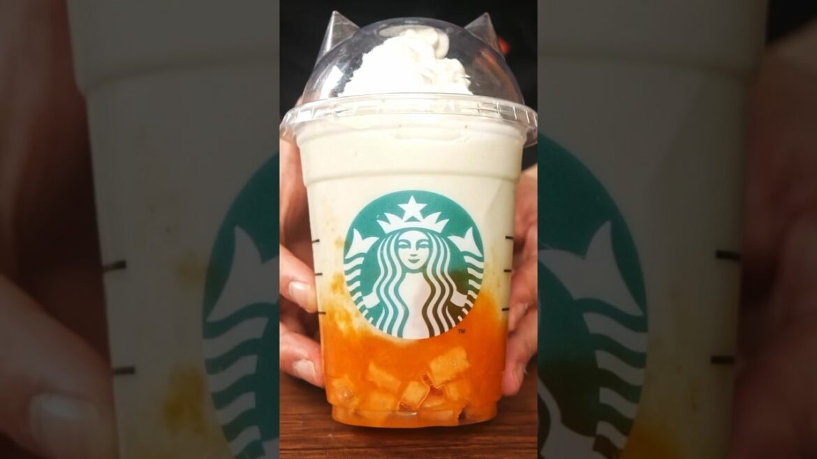 【スタバ再現】The メロン of メロンフラペチーノのレシピ melon frappuccino🥤 #shorts