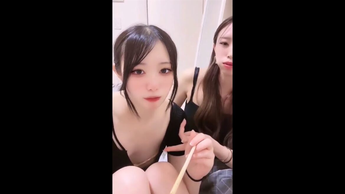 【TikTokライブ】放送事故  チラまとめ