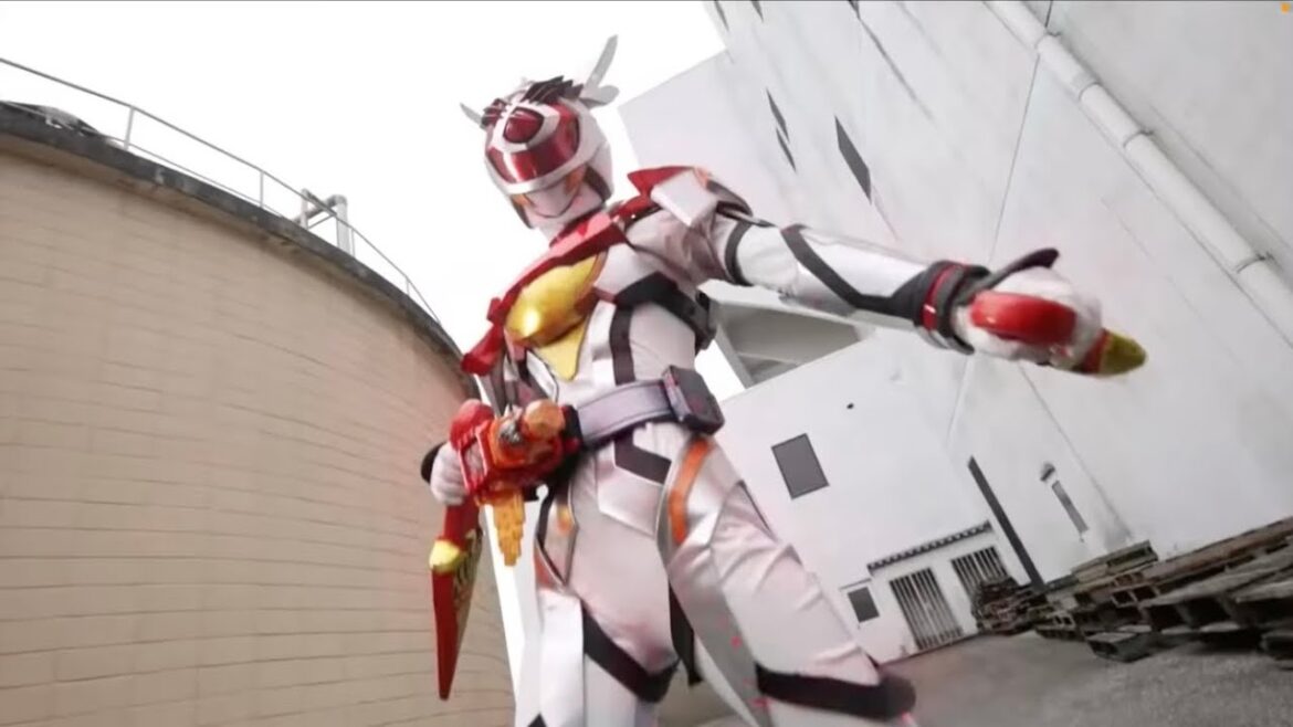 仮面ライダーアギレラ　初変身シーン&戦闘シーン※カットあり