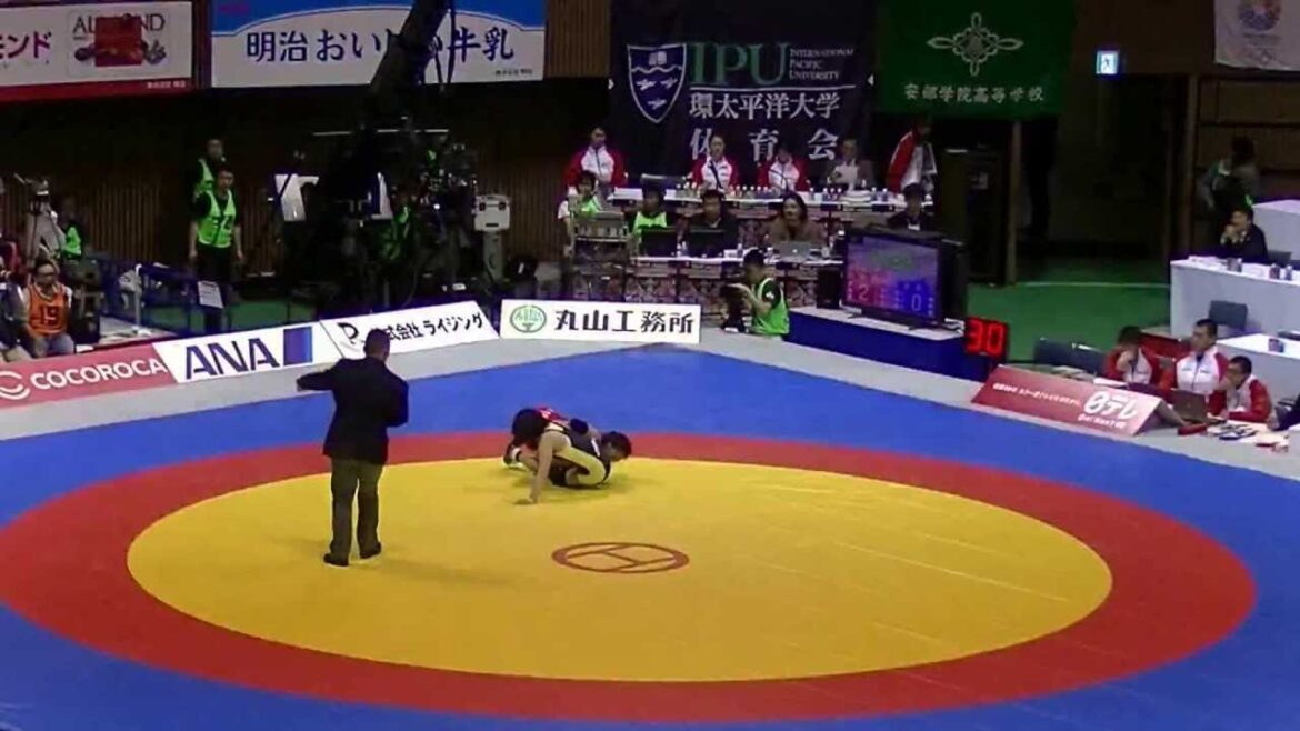 川井梨紗子（至学館大）Ｔフォール（8-0）で花田彩乃（ＪＯＣアカデミー／東京・安部学院高校）に勝利 女子55kg級 二回戦 20130616