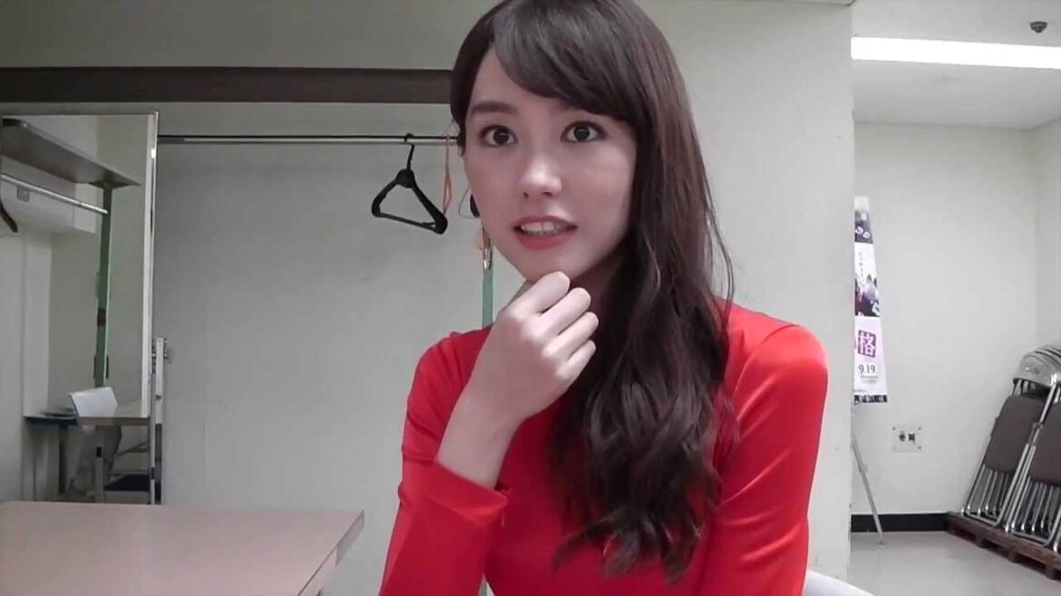 映画『ヒロイン失格』プレミア試写会、控室の桐谷美玲さんに突撃取材！