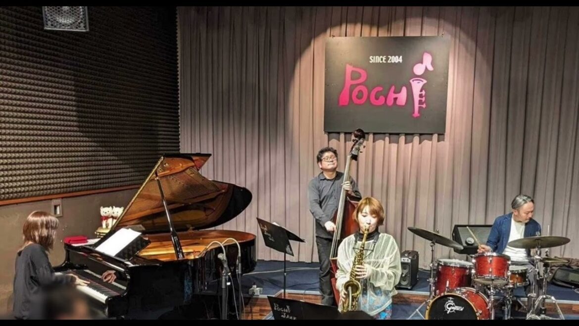 米田あゆカルテット Live at POCHI