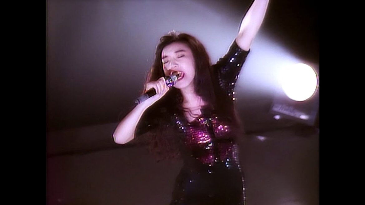 松任谷由実 - カンナ8号線 (Live 1990)