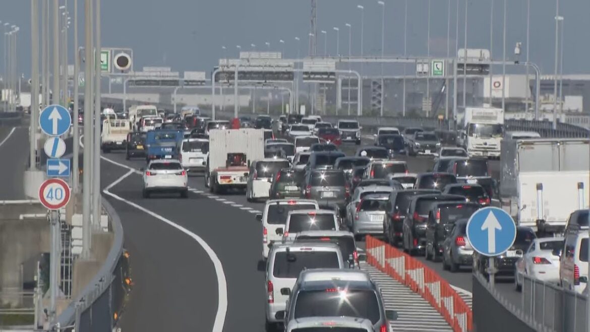 ゴールデンウィーク激しい渋滞 東名上り美合PA(愛知・岡崎市)付近で25キロ 新名神も事故で16キロ 午後も渋滞予想【東海三県 高速道路渋滞一覧】5/3 正午現在